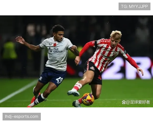 勒布里斯被球员称为战术电脑 桑德兰防守组织严密性源自视频分析